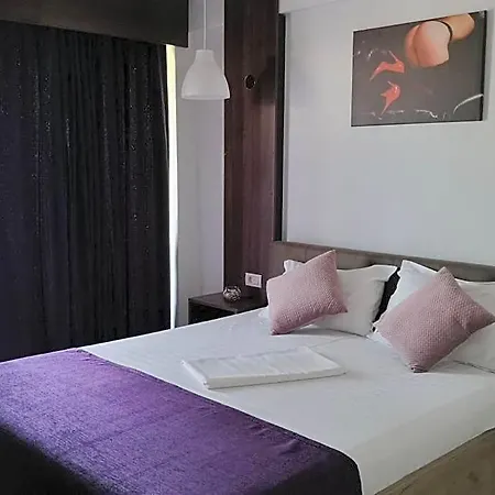 Dream (adults Only) Mamaia